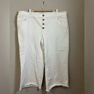 Loft button fly wide leg cropped white jeans size 20